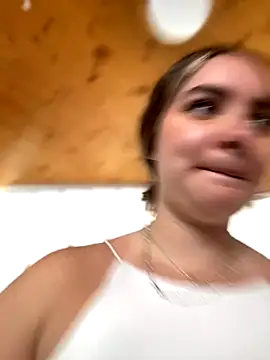 imlindapink online show from 10.05.25