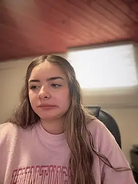 imlindapink online show from 11.04.25