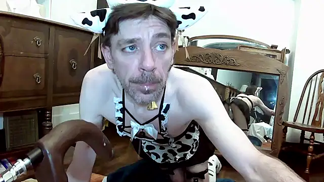 MaxJr8008 online show from 09.17.25