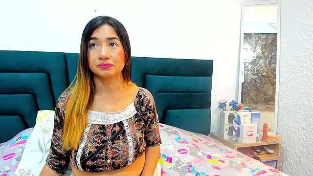 Snapshot of LisaWhite_ chatting on 03.13.25 LisaWhite online show from 03.13.25