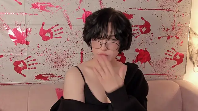 fiamoory online show from 10.19.25