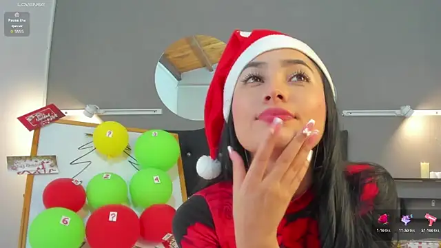 zamanthapalmer1 online show from 12.24.24