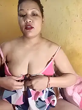 Radhikadavi879 online show from 01.12.25