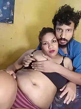 Radhikadavi879 online show from 01.20.25