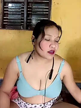 Radhikadavi879 online show from 01.20.25