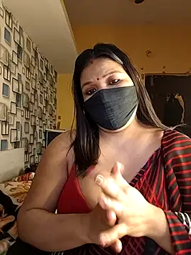 Radhikadavi879 online show from 12.02.25