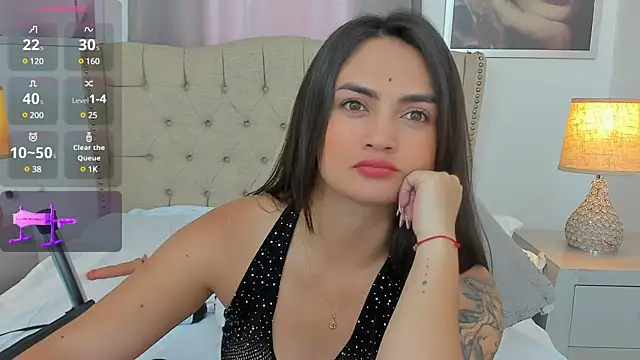 Snapshot of anany__ chatting on 01.23.25 anany online show from 01.23.25