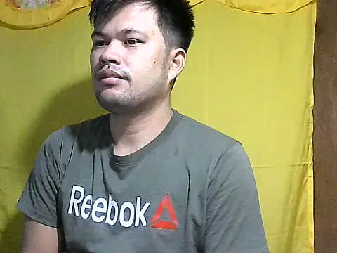 Snapshot of HairyHottestpinoyHandsome chatting on 06.10.26 HairyHottestpinoyHandsome online show from 06.10.26