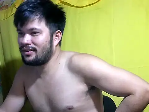 Snapshot of HairyHottestpinoyHandsome chatting on 07.03.26 HairyHottestpinoyHandsome online show from 07.03.26