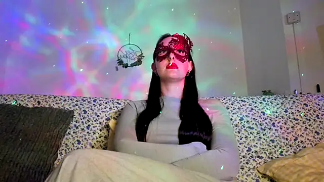 Snapshot of LexiSnowUK chatting on 12.03.25 LexiSnowUK online show from 12.03.25