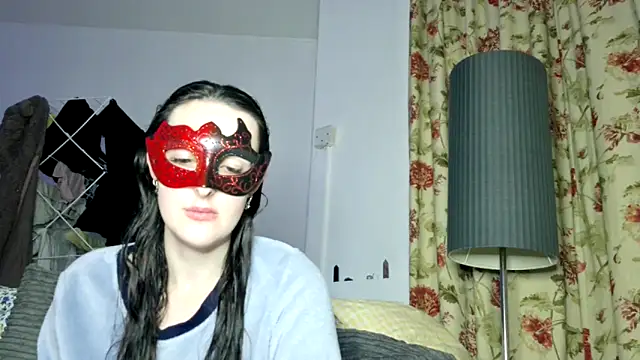 Snapshot of LexiSnowUK chatting on 12.05.25 LexiSnowUK online show from 12.05.25