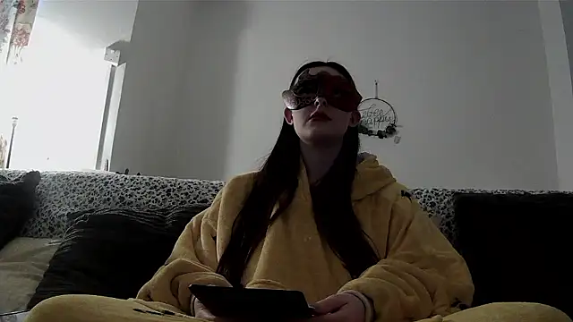 Snapshot of LexiSnowUK chatting on 01.08.26 LexiSnowUK online show from 01.08.26