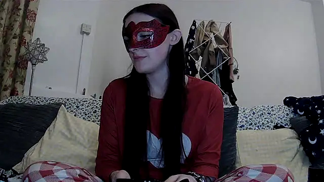 Snapshot of LexiSnowUK chatting on 01.08.26 LexiSnowUK online show from 01.08.26