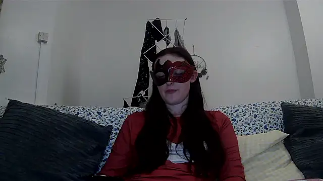 Snapshot of LexiSnowUK chatting on 01.13.26 LexiSnowUK online show from 01.13.26