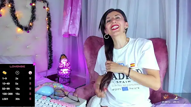  jade white  online show from 12.17.24