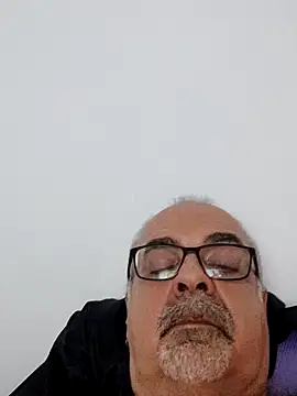 Snapshot of Satiro_Sevilla chatting on 10.04.25 Satiro Sevilla online show from 10.04.25