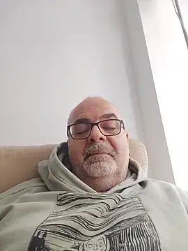 Satiro Sevilla online show from 02.18.26