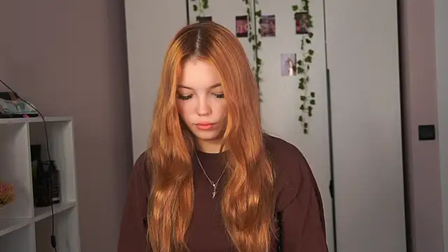 norakisses online show from 07.12.26