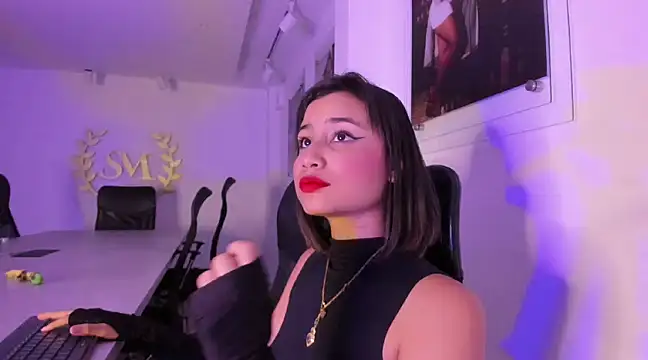 NairobiLee online show from 03.20.25