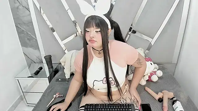 kittyhtx online show from 10.16.25