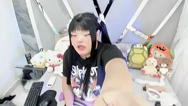 kittyhtx online show from 10.31.25