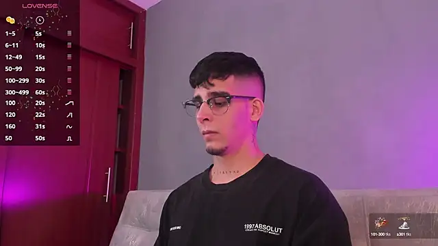 iamcamiloo  online show from 01.11.25