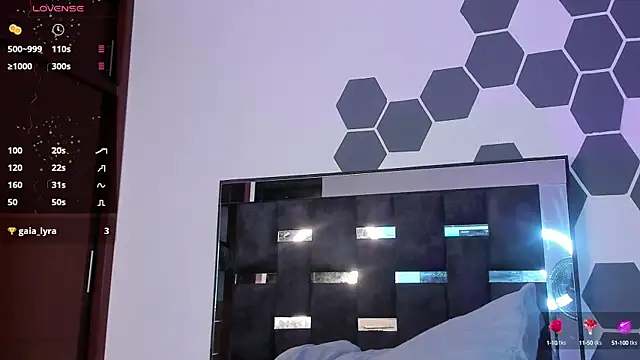 iamcamiloo  online show from 02.04.25