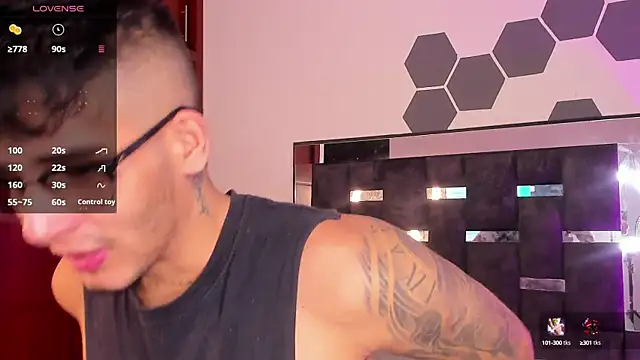 iamcamiloo  online show from 02.08.25