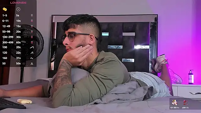 iamcamiloo  online show from 02.19.25