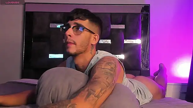 iamcamiloo  online show from 03.06.25