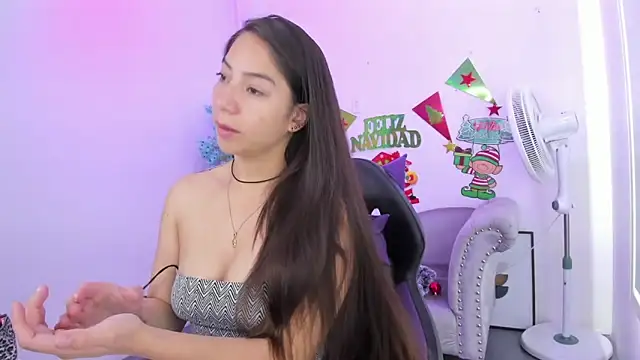 Ema louis  online show from 12.16.24