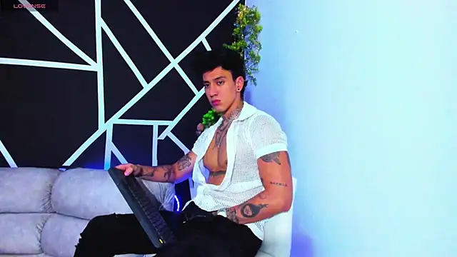 Snapshot of JUSTIN_FULLER1 chatting on 02.06.25 JUSTIN FULLER1 online show from 02.06.25