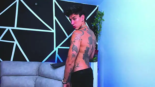 Snapshot of JUSTIN_FULLER1 chatting on 02.09.25 JUSTIN FULLER1 online show from 02.09.25