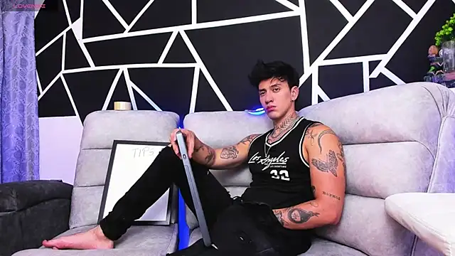 Snapshot of JUSTIN_FULLER1 chatting on 02.27.25 JUSTIN FULLER1 online show from 02.27.25