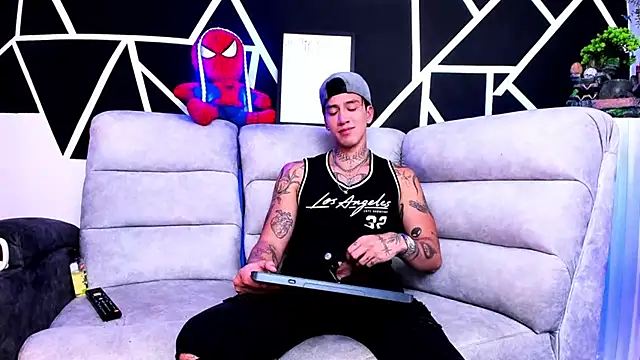 Snapshot of JUSTIN_FULLER1 chatting on 03.10.25 JUSTIN FULLER1 online show from 03.10.25