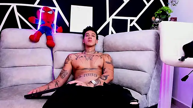 Snapshot of JUSTIN_FULLER1 chatting on 03.19.25 JUSTIN FULLER1 online show from 03.19.25