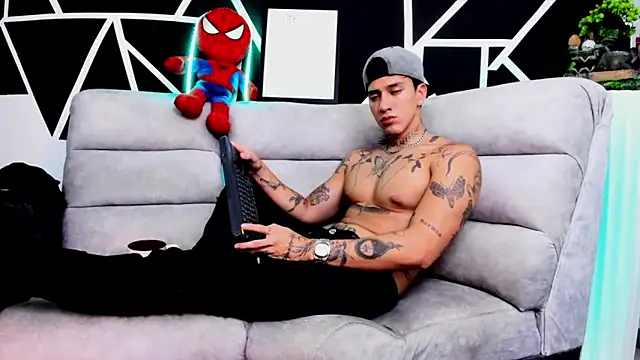 Snapshot of JUSTIN_FULLER1 chatting on 03.23.25 JUSTIN FULLER1 online show from 03.23.25