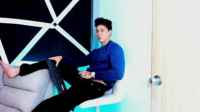 Snapshot of JUSTIN_FULLER1 chatting on 09.19.25 JUSTIN FULLER1 online show from 09.19.25