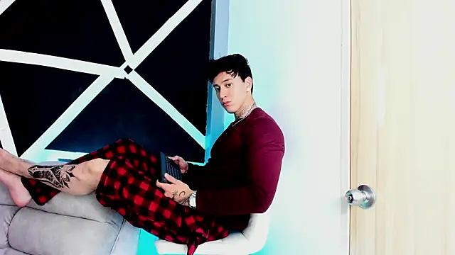 Snapshot of JUSTIN_FULLER1 chatting on 09.22.25 JUSTIN FULLER1 online show from 09.22.25