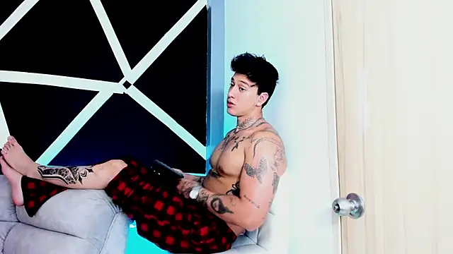 Snapshot of JUSTIN_FULLER1 chatting on 09.24.25 JUSTIN FULLER1 online show from 09.24.25