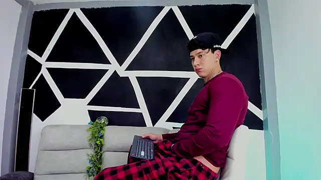 Snapshot of JUSTIN_FULLER1 chatting on 11.03.25 JUSTIN FULLER1 online show from 11.03.25