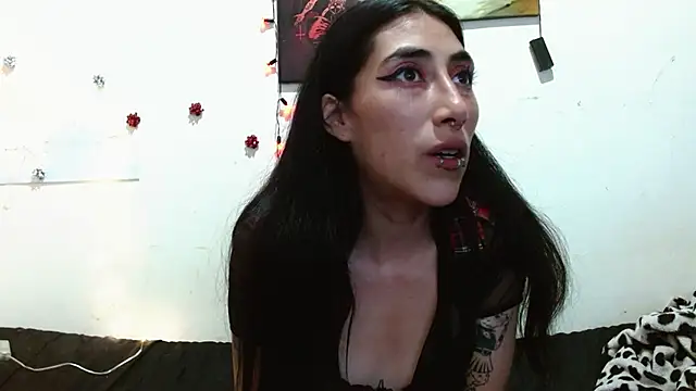 Asterothxznikki online show from 12.21.24