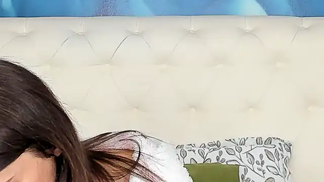 SkinnyDolly online show from 12.05.25