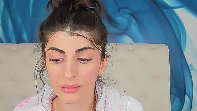 Snapshot of SkinnyDolly chatting on 03.09.26 SkinnyDolly online show from 03.09.26