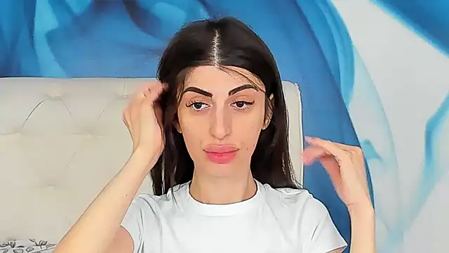 Snapshot of SkinnyDolly chatting on 04.15.26 SkinnyDolly online show from 04.15.26