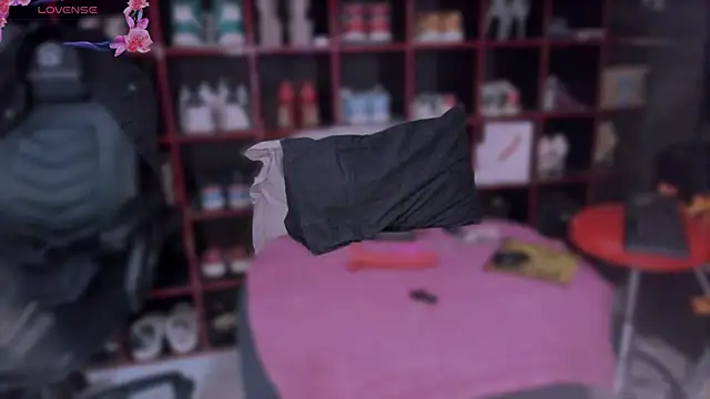 Indianbrownie online show from 12.23.24