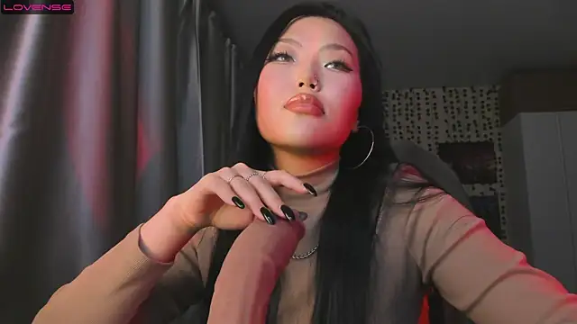 Snapshot of uko_sa chatting on 10.16.25 uko sa online show from 10.16.25