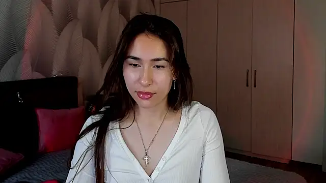 Bambiii bby online show from 12.21.25