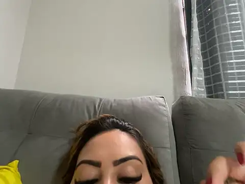 lariic online show from 03.22.25