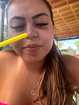 lariic online show from 09.21.25